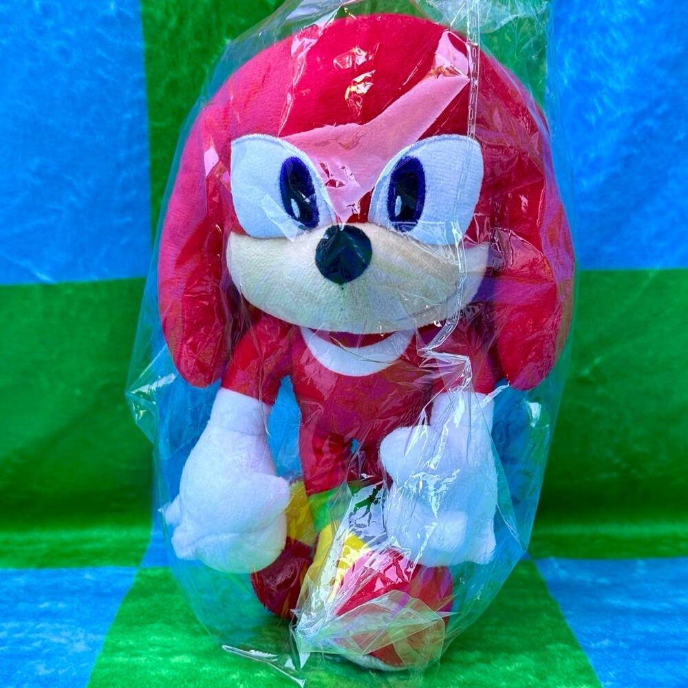 Knuckles The Echidna Plush SEALED From Sonic The Hedgehog